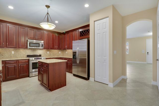 138 Tallow Trail, Jupiter, FL 33458