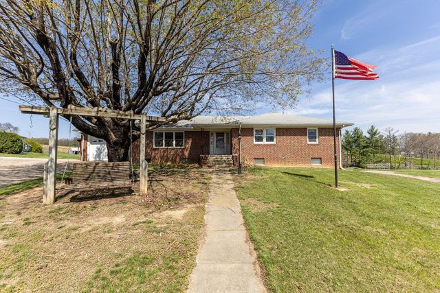 62 ROSSER DR, Luray, VA 22835