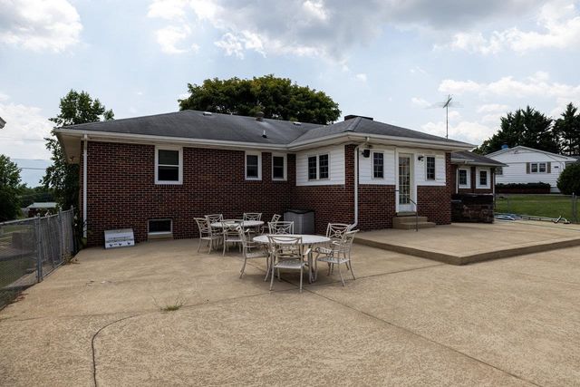 62 ROSSER DR, Luray, VA 22835