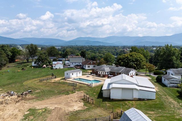 62 ROSSER DR, Luray, VA 22835
