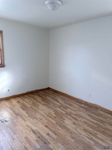 2318 CRUZ DR, Rapid City, SD 57702