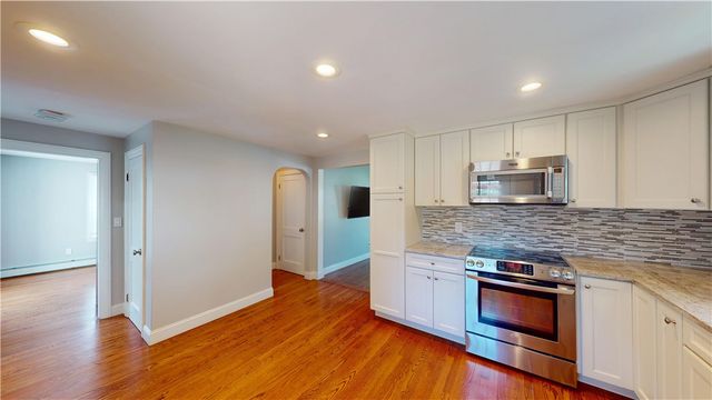 21 Lowell Street, Coventry, RI 02816