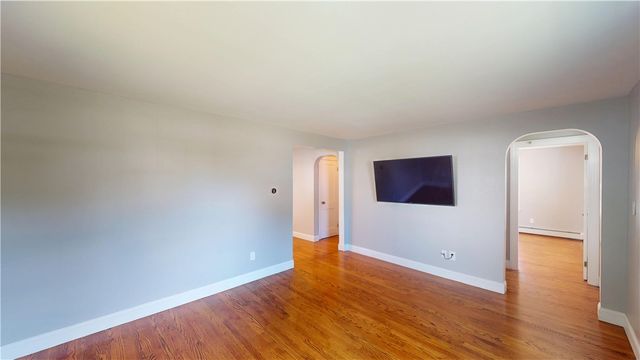 21 Lowell Street, Coventry, RI 02816