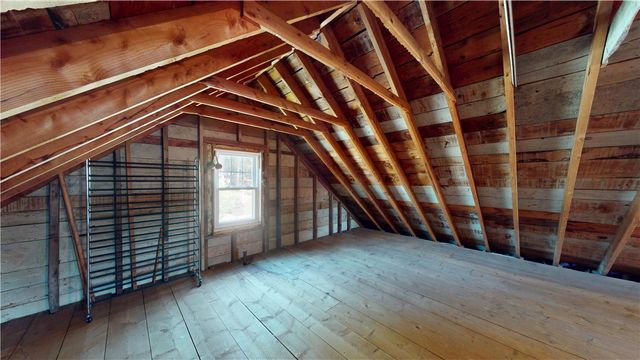 21 Lowell Street, Coventry, RI 02816