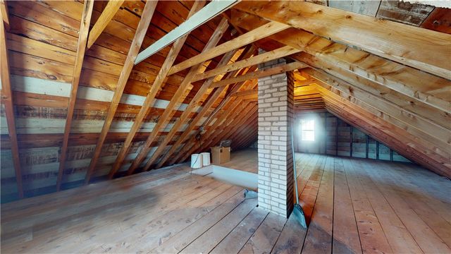 21 Lowell Street, Coventry, RI 02816