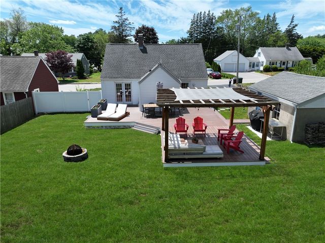 21 Lowell Street, Coventry, RI 02816