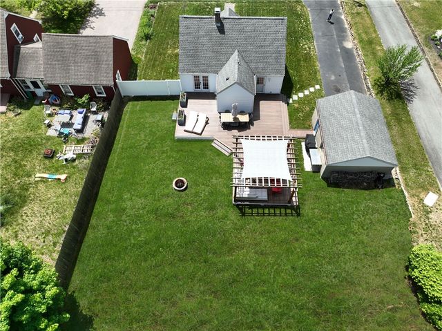 21 Lowell Street, Coventry, RI 02816