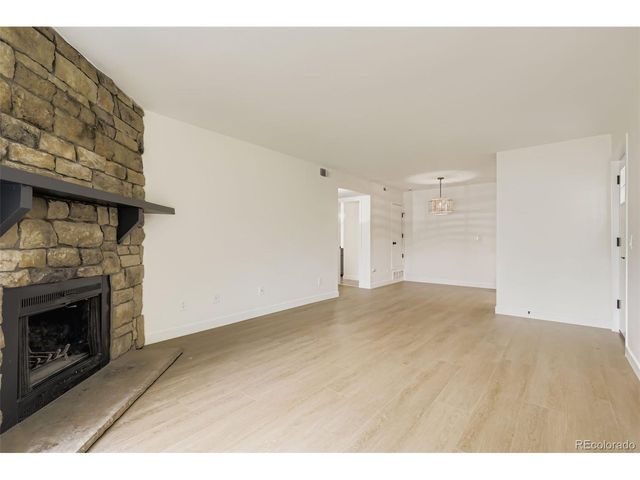 8555 Fairmount Dr A104, Denver, CO 80247