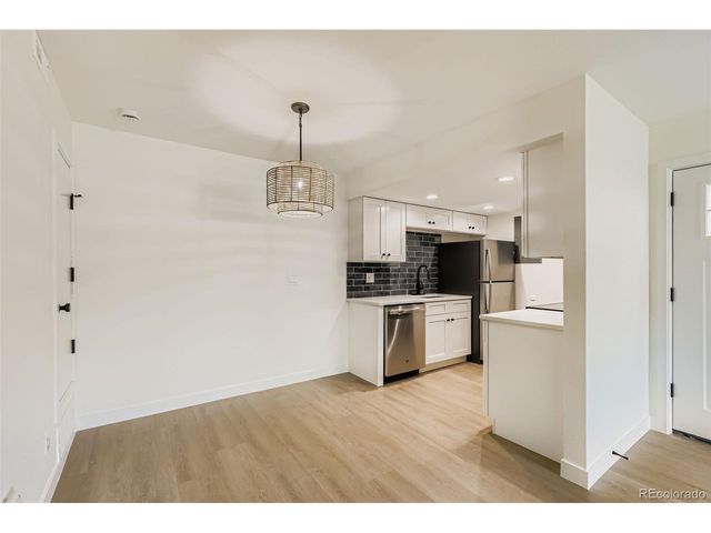 8555 Fairmount Dr A104, Denver, CO 80247