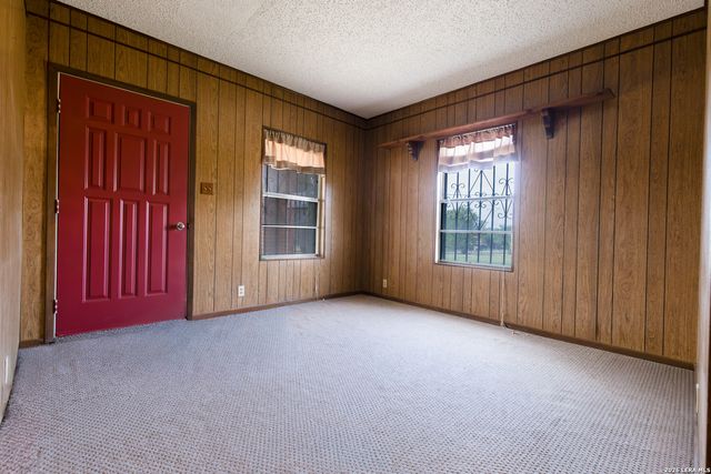 11635 BRIGGS RD, Atascosa, TX 78002