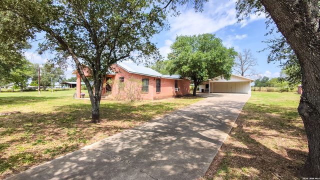 11635 BRIGGS RD, Atascosa, TX 78002