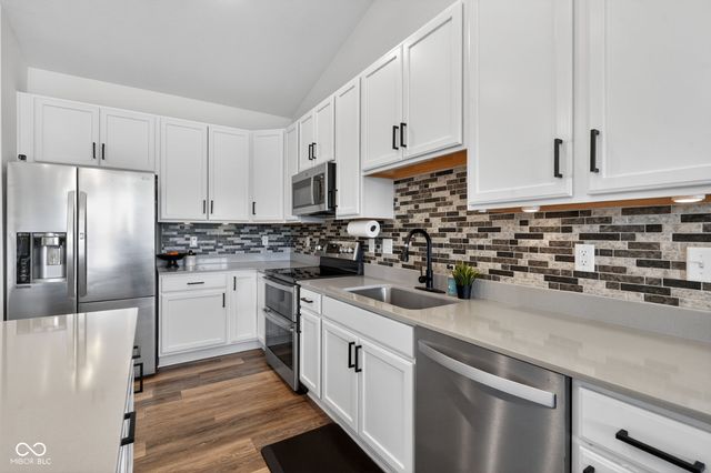 6551 Homestead Drive, Whitestown, IN 46075