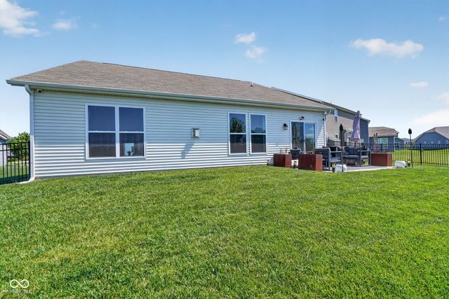6551 Homestead Drive, Whitestown, IN 46075