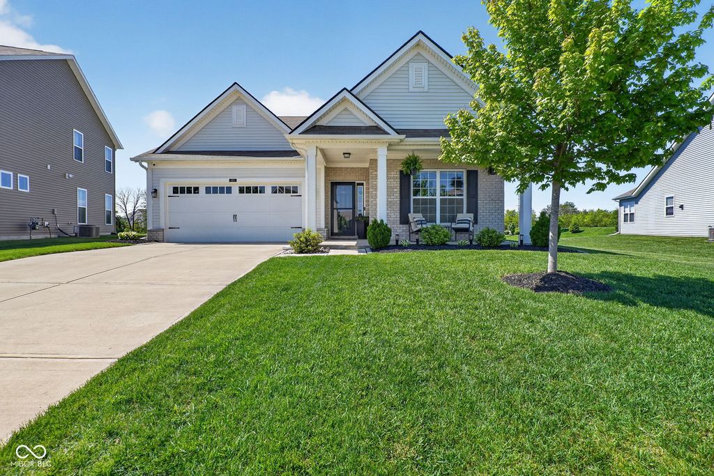 6551 Homestead Drive, Whitestown, IN 46075