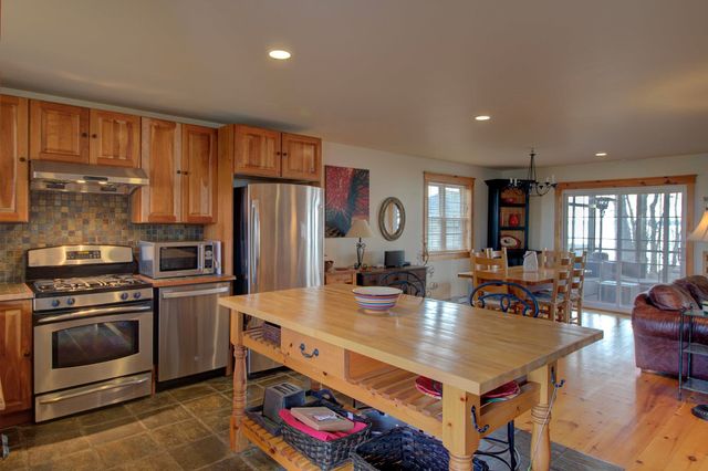 23 Mud Point South, Alburgh, VT 05440