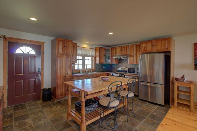 23 Mud Point South, Alburgh, VT 05440