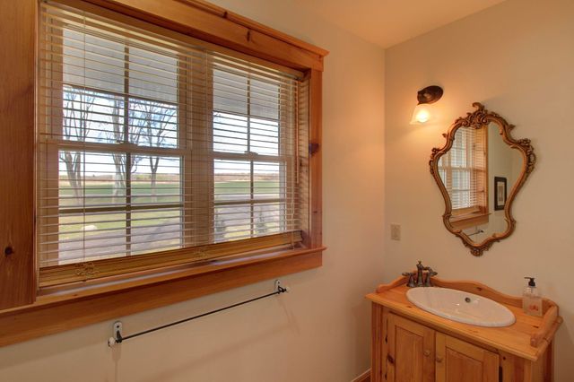 23 Mud Point South, Alburgh, VT 05440