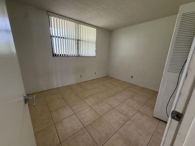112 Lake Emerald Drive 203, Oakland Park, FL 33309
