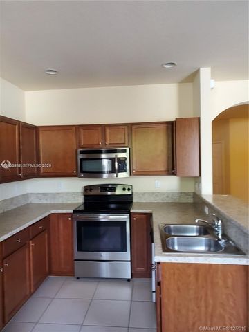 3353 W 91st Ter, Hialeah, FL 33018