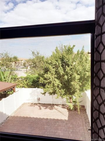 3353 W 91st Ter, Hialeah, FL 33018