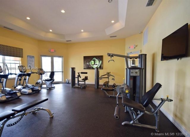 3353 W 91st Ter, Hialeah, FL 33018