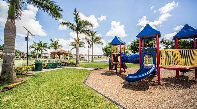 3353 W 91st Ter, Hialeah, FL 33018