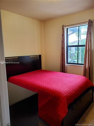 3353 W 91st Ter, Hialeah, FL 33018