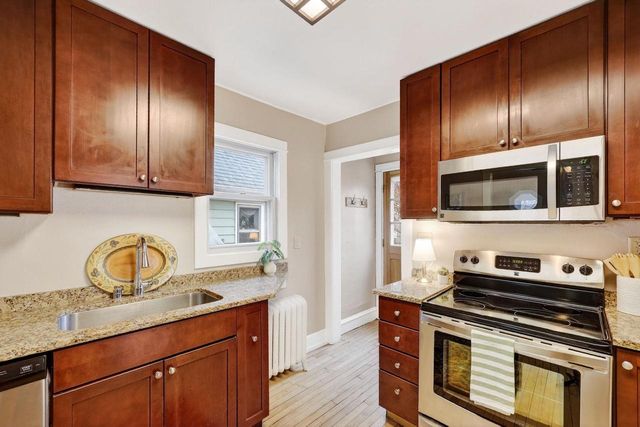 2737 Union Street, Madison, WI 53704