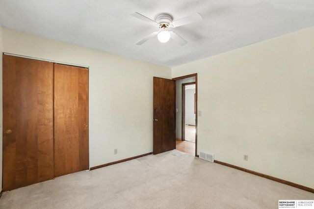 4923 S 147th Street, Omaha, NE 68137