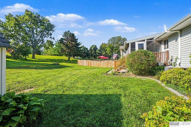 4923 S 147th Street, Omaha, NE 68137
