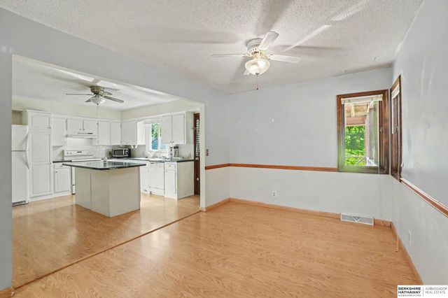 4923 S 147th Street, Omaha, NE 68137
