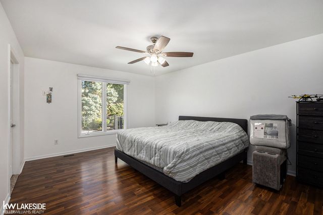 2679 Larch Drive, Sterling Heights, MI 48314