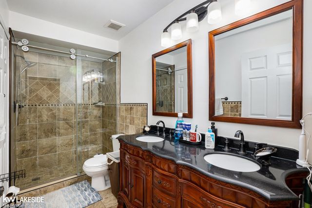 2679 Larch Drive, Sterling Heights, MI 48314