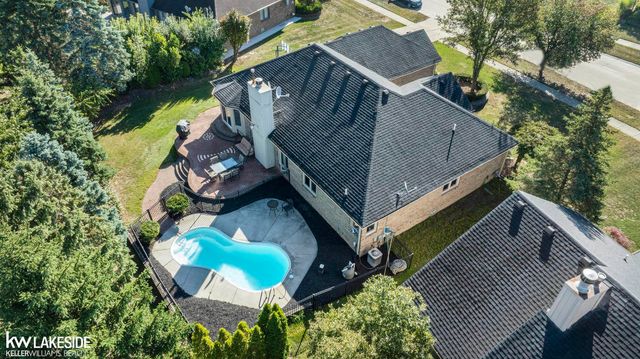 2679 Larch Drive, Sterling Heights, MI 48314