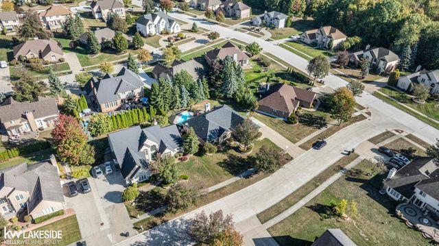 2679 Larch Drive, Sterling Heights, MI 48314