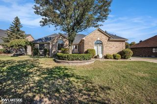 2679 Larch Drive, Sterling Heights, MI 48314