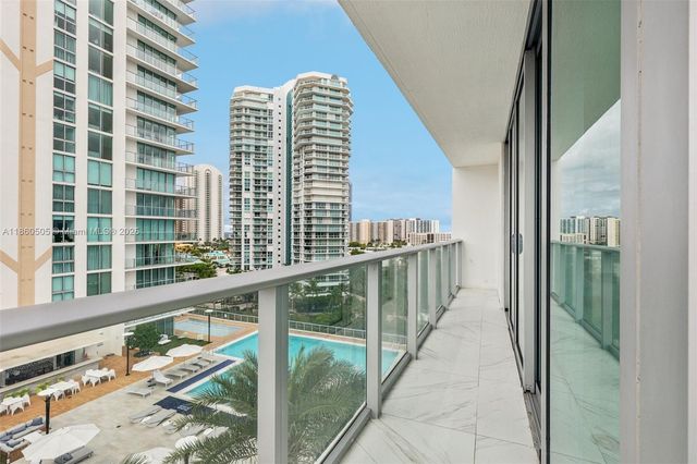 330 Sunny Isles Blvd 5-907, Sunny Isles Beach, FL 33160