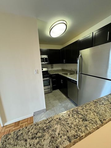 185 Freeman Street 935, Brookline, MA 02446