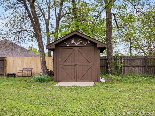 1510 Aspen Drive, Tahlequah, OK 74464