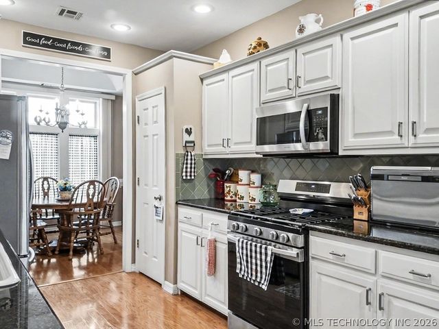 1510 Aspen Drive, Tahlequah, OK 74464