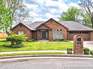 1510 Aspen Drive, Tahlequah, OK 74464