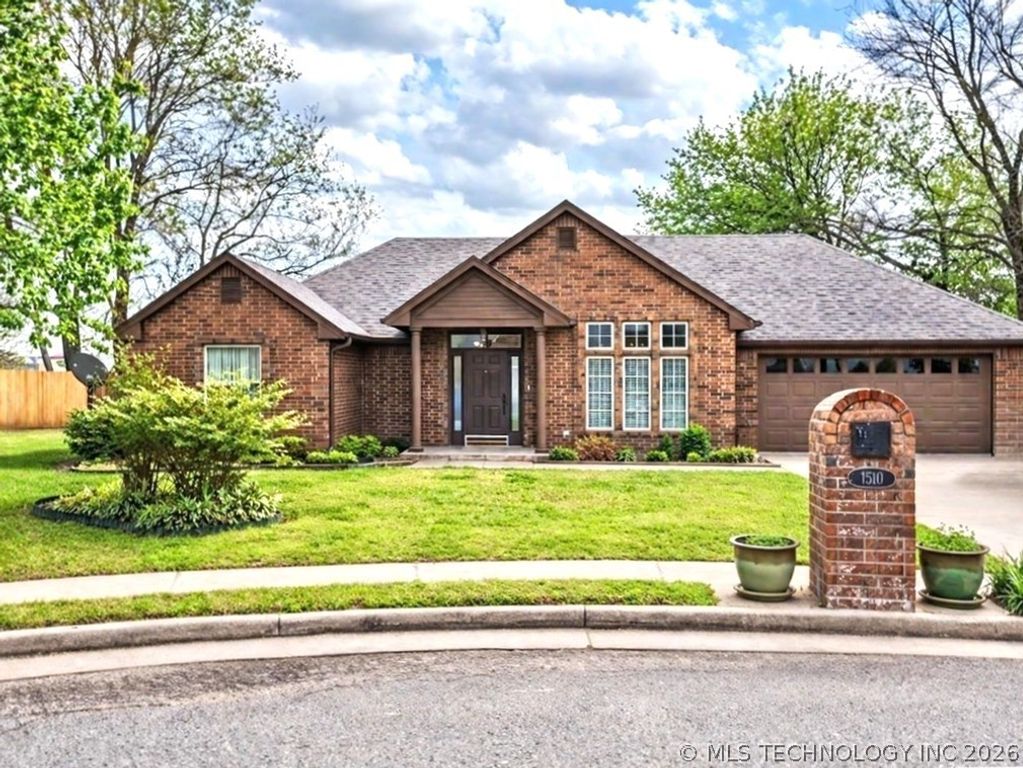 1510 Aspen Drive, Tahlequah, OK 74464
