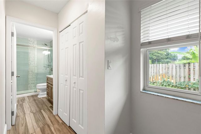 254 NW 2nd Way, Deerfield Beach, FL 33441