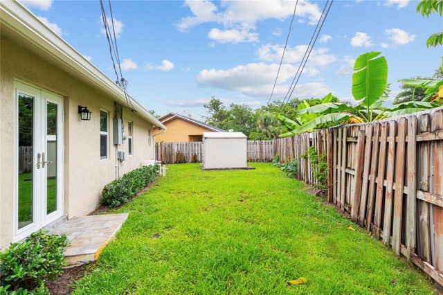 254 NW 2nd Way, Deerfield Beach, FL 33441