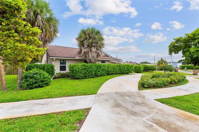 254 NW 2nd Way, Deerfield Beach, FL 33441