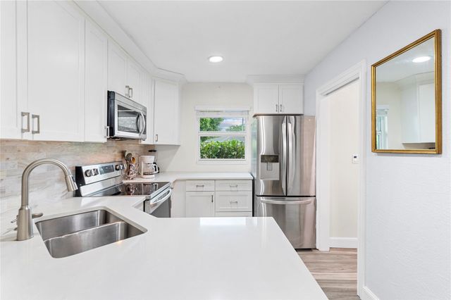 254 NW 2nd Way, Deerfield Beach, FL 33441