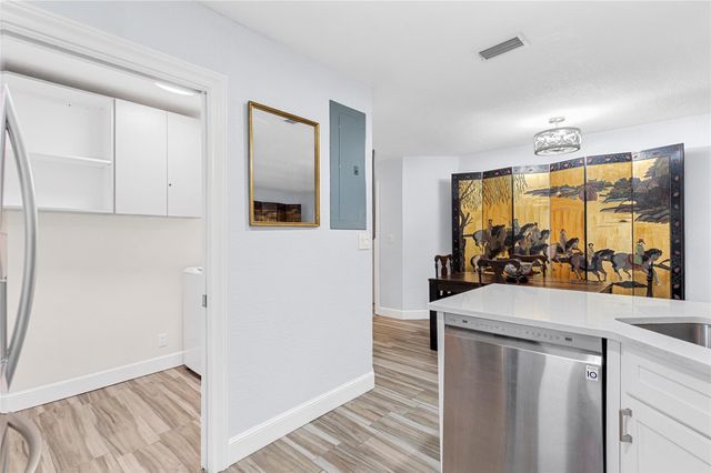 254 NW 2nd Way, Deerfield Beach, FL 33441