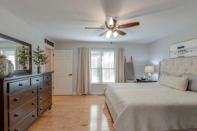 3221 Overhill Ct, Murfreesboro, TN 37130