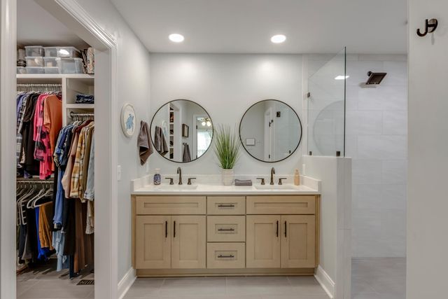 3221 Overhill Ct, Murfreesboro, TN 37130