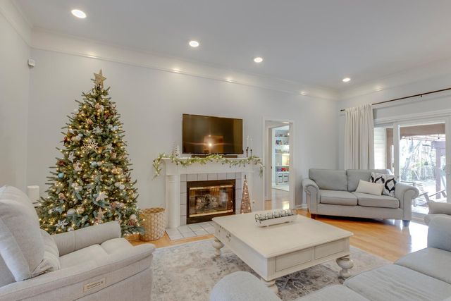 3221 Overhill Ct, Murfreesboro, TN 37130